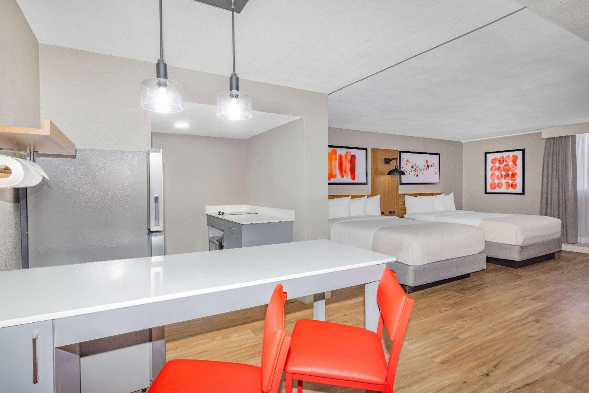 Hawthorn Extended Stay By Wyndham Wichita Airport Buitenkant foto