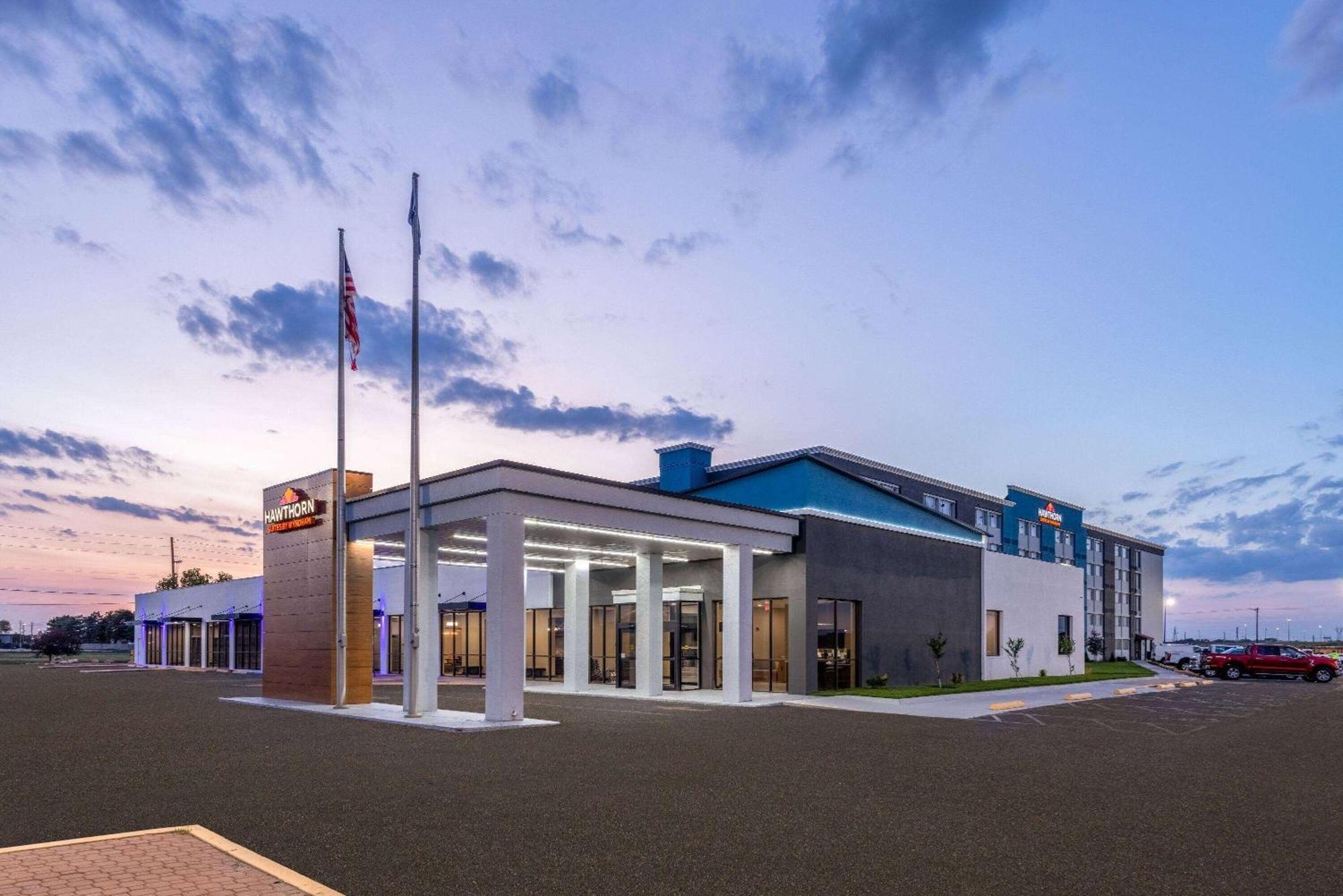Hawthorn Extended Stay By Wyndham Wichita Airport Buitenkant foto