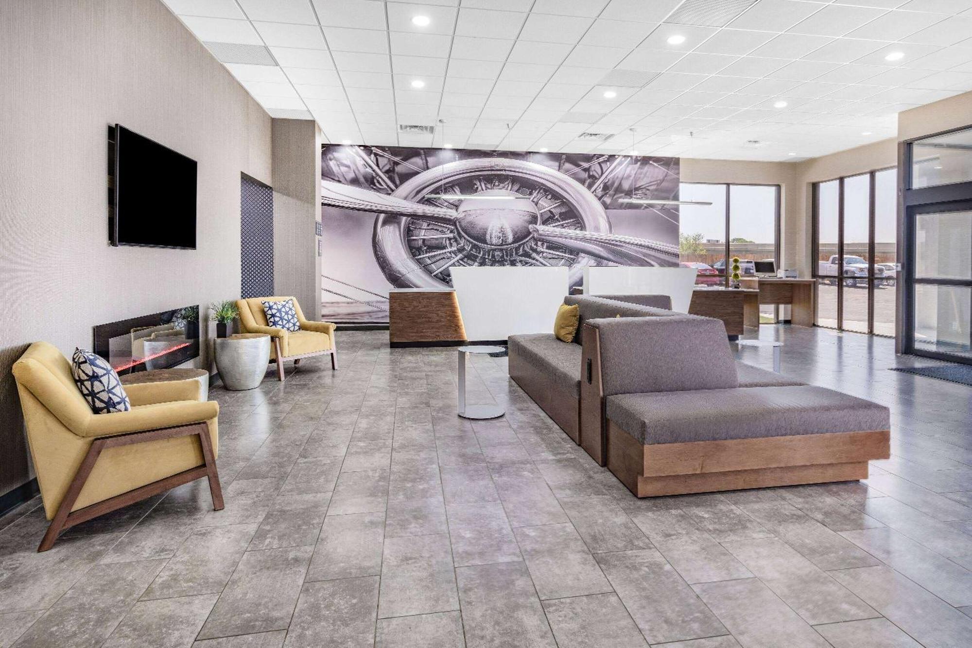 Hawthorn Extended Stay By Wyndham Wichita Airport Buitenkant foto