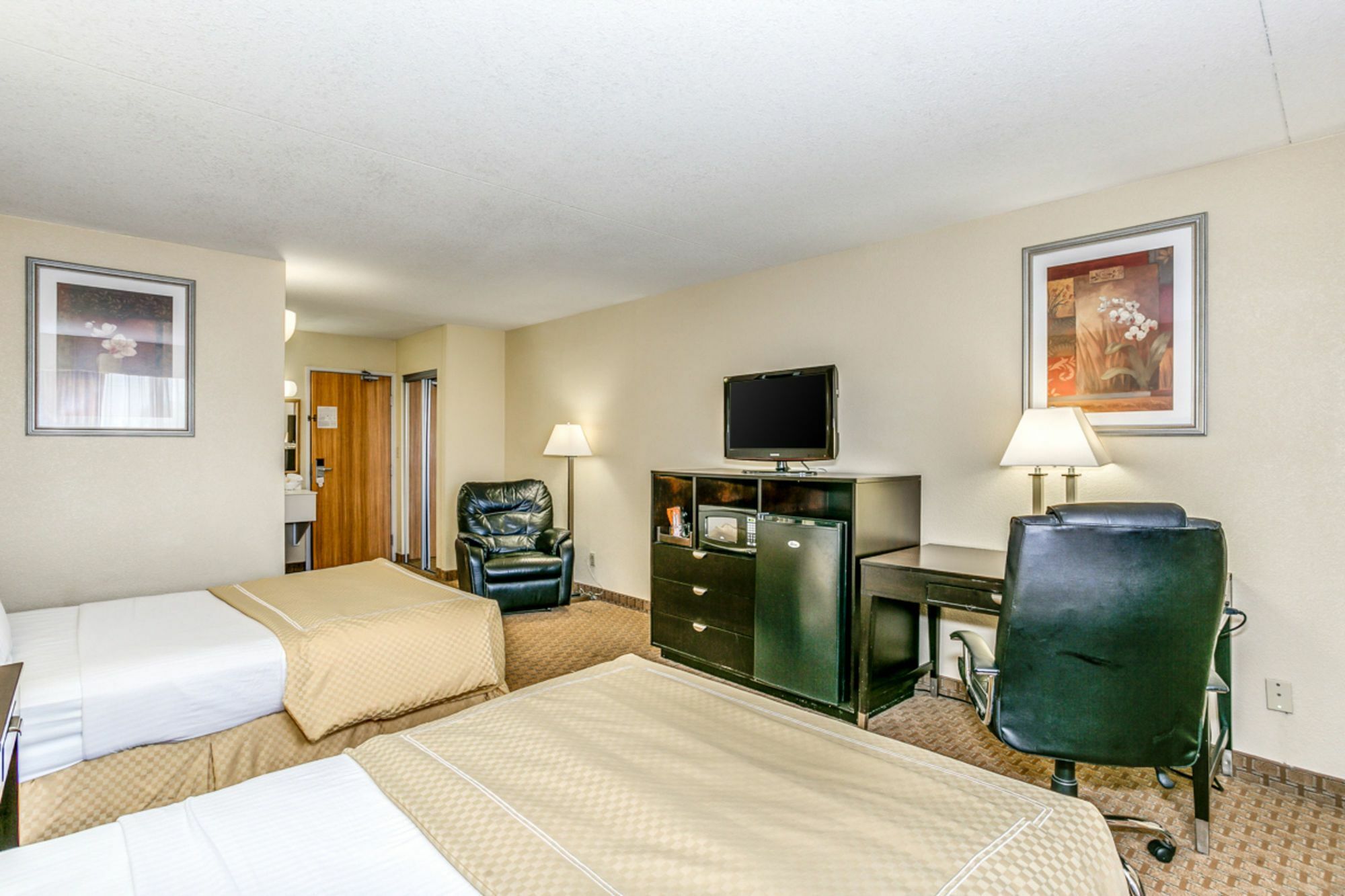 Hawthorn Extended Stay By Wyndham Wichita Airport Buitenkant foto